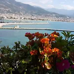 ホテル Parador Beach Hotel All Inclusive アランヤ