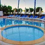 Parador Beach Hotel All Inclusive ホテル