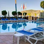 ホテル Parador Beach Hotel All Inclusive アランヤ