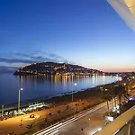 Parador Beach Hotel All Inclusive ホテル 3*