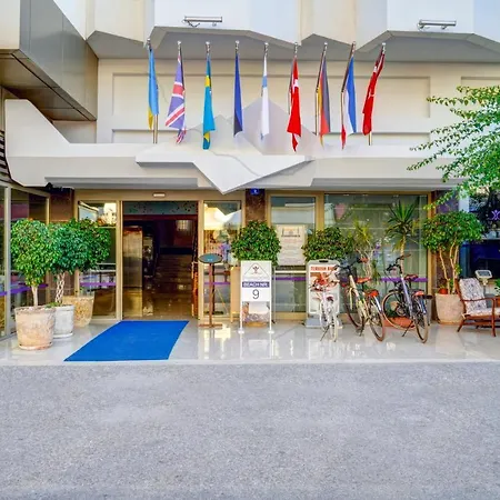 Parador Beach Hotel All Inclusive