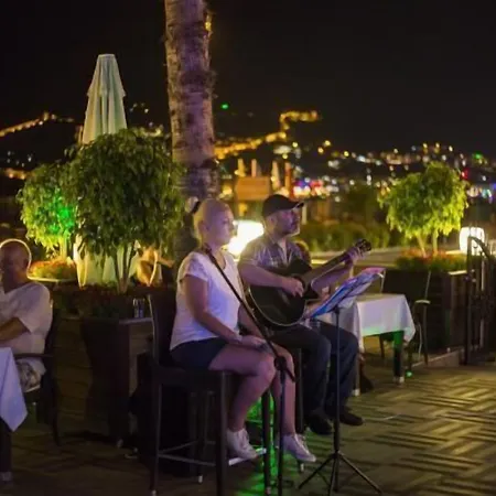 Parador Beach Hotel All Inclusive 3*