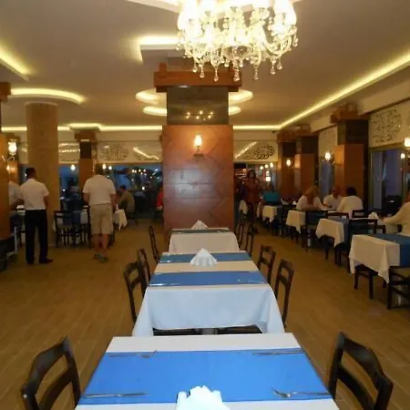 Parador Beach Hotel All Inclusive 3*