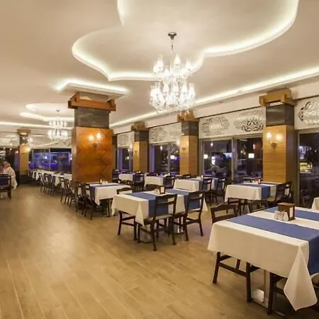 Parador Beach Hotel 3* Alanya