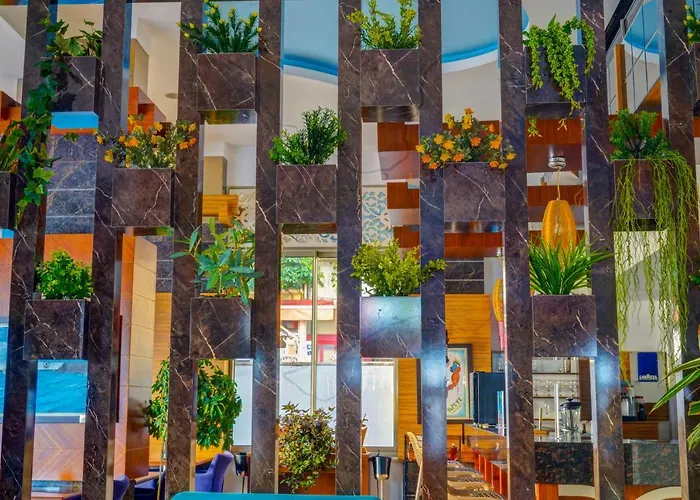 Parador Beach Hotel Hotel 3*